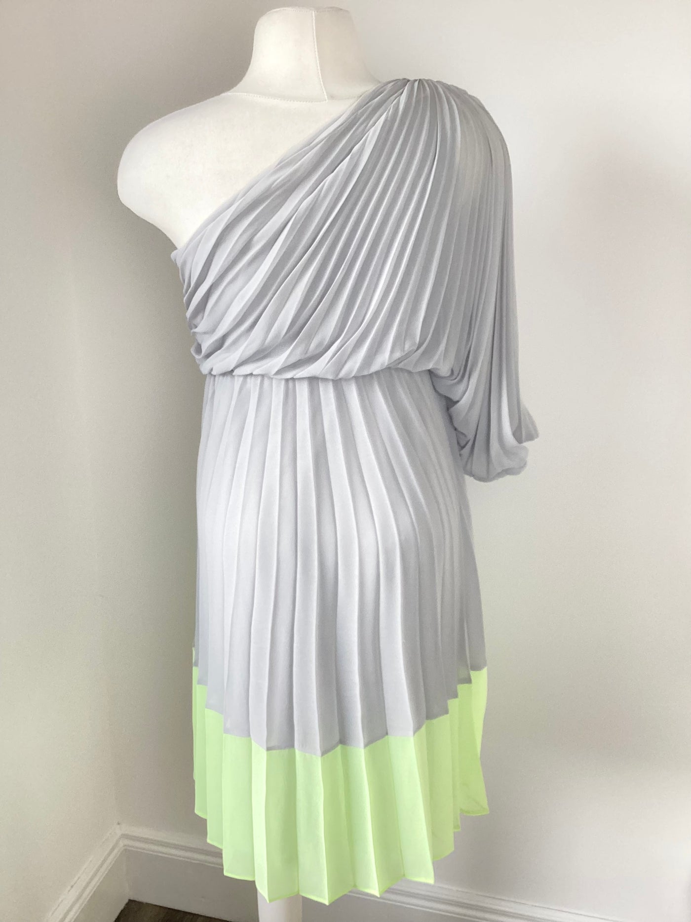 Rock-a-Bye-Rosie light grey one shoulder dress with neon yellow band - Size 12