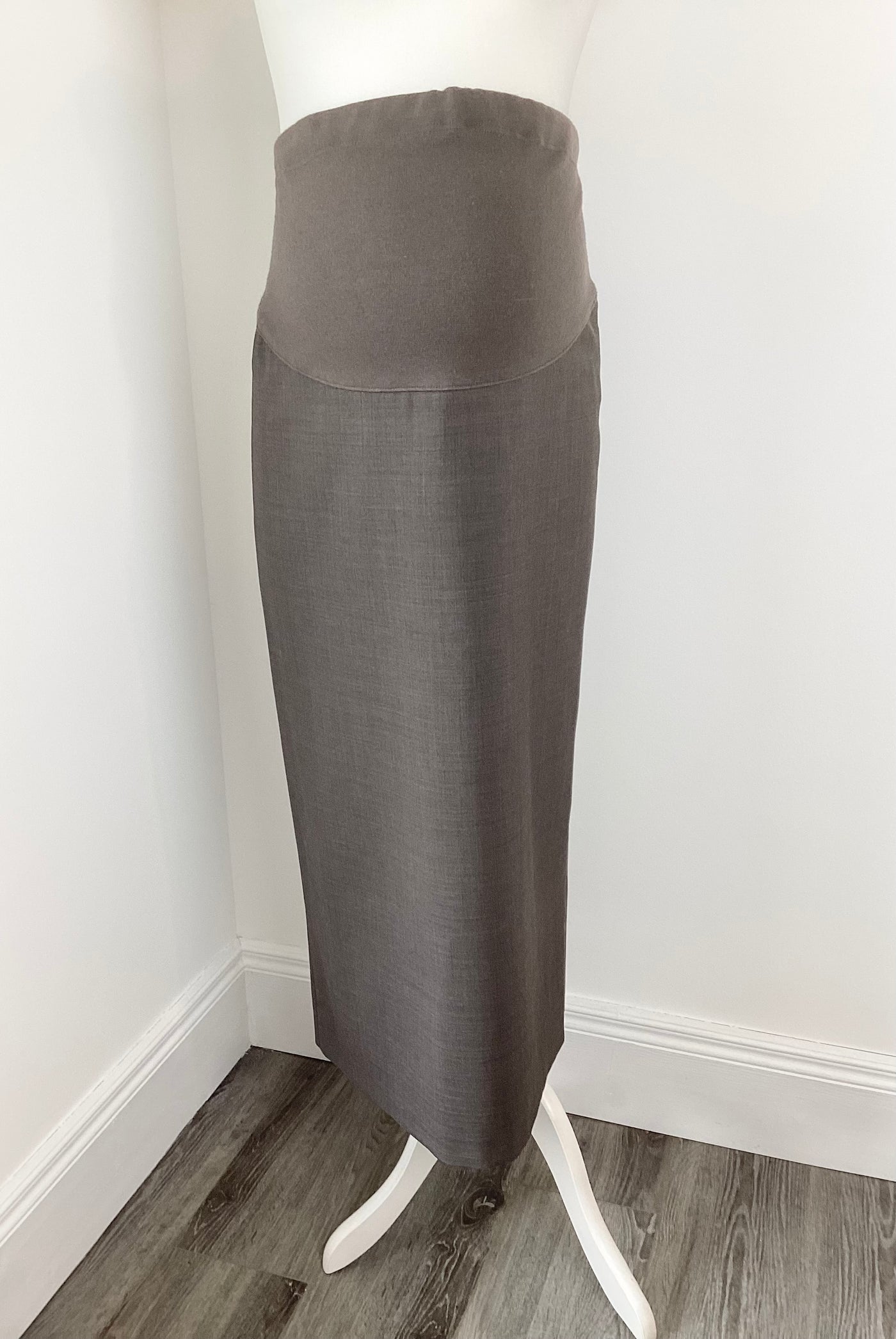 Formes Paris brown skirt suit with ankle grazer skirt - Size 10/12 (Jacket EUR 38 (10), trousers EUR 40 (12))
