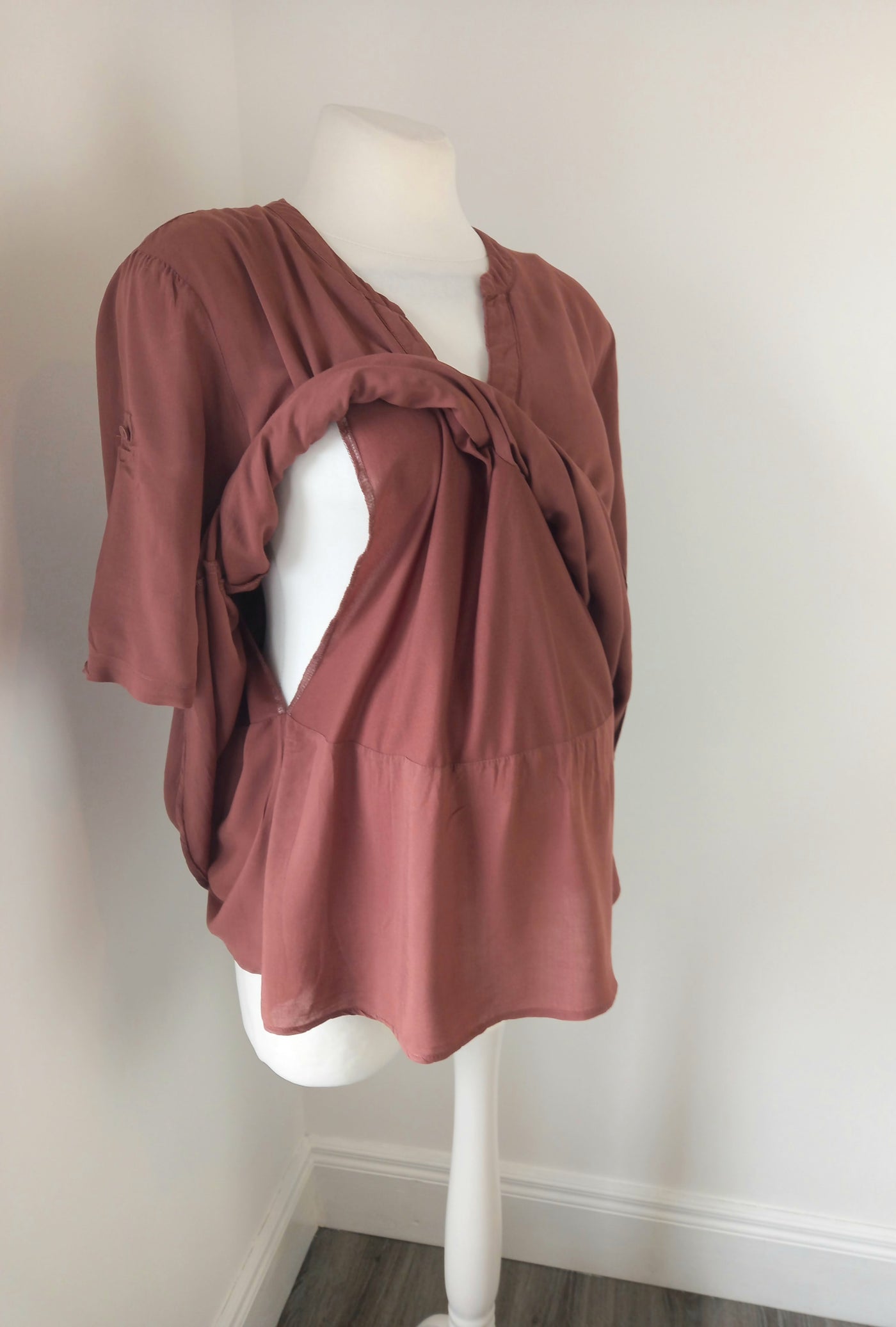 H&M Mama brown v-neck layered nursing top - Size L (Approx UK 12/14)