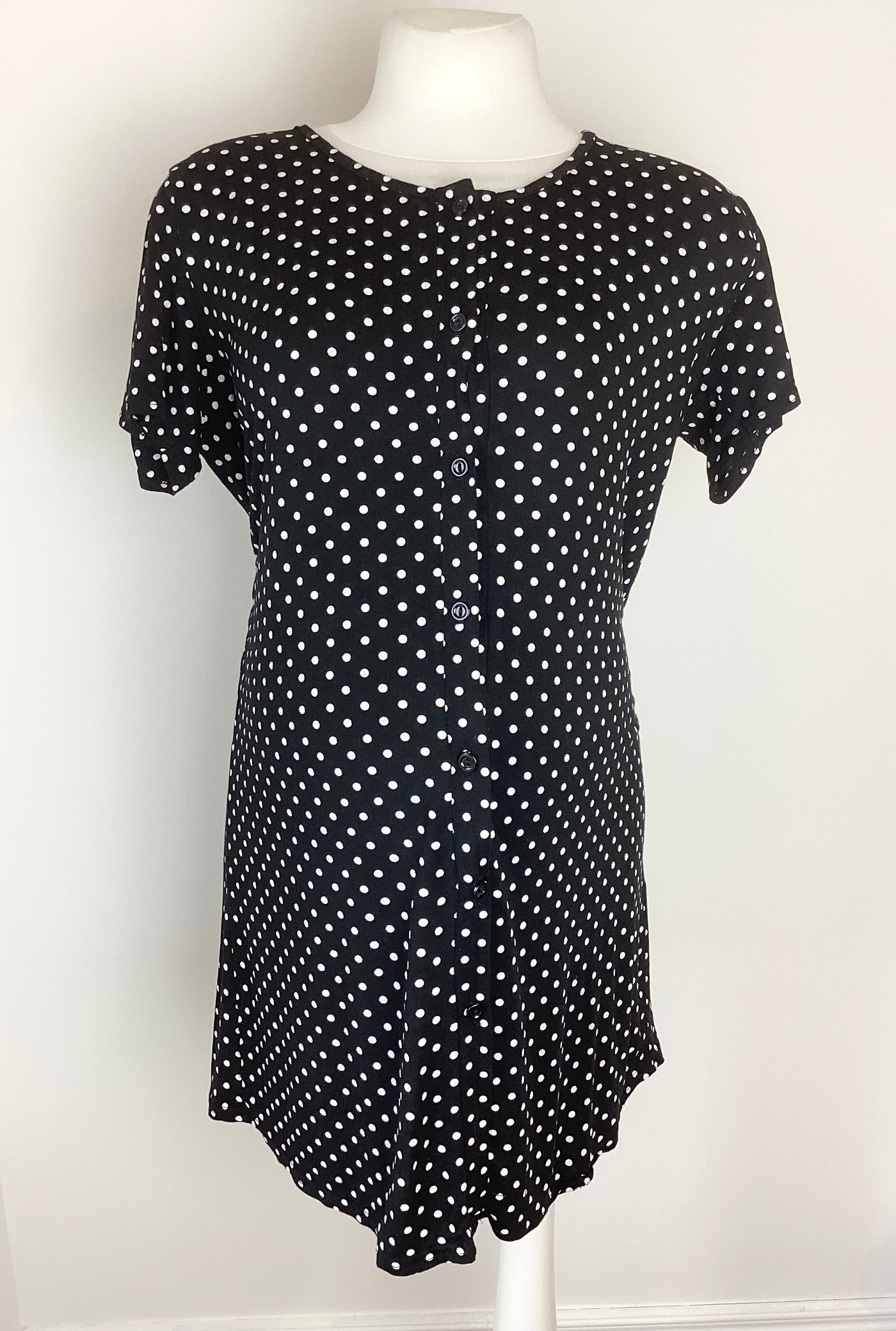 Boohoo Maternity black & white polkadot button front nightdress - Size 12