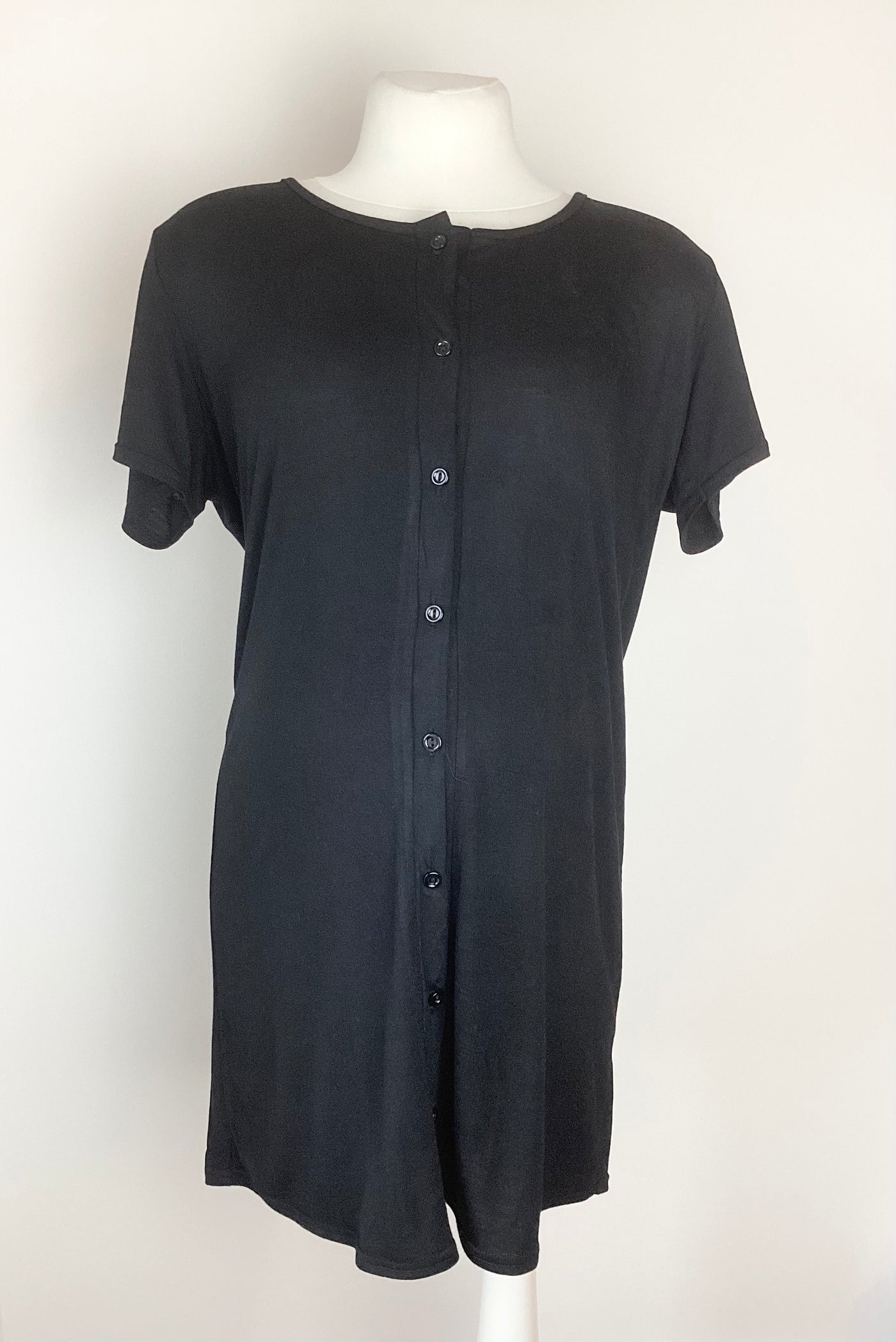 Boohoo Maternity black button front nightdress - Size 12