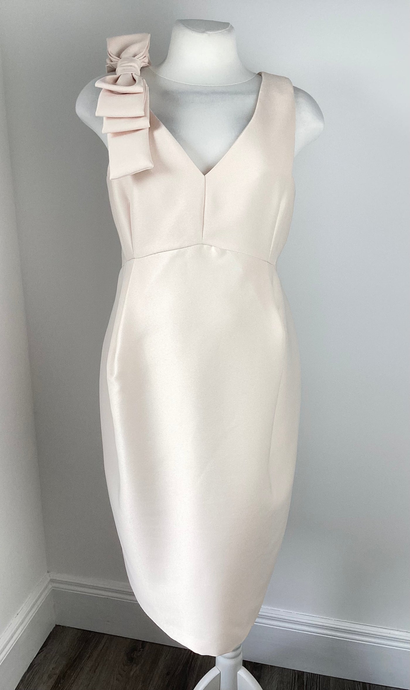Asos Maternity nude sleeveless dress with bow shoulder detail - Size 18