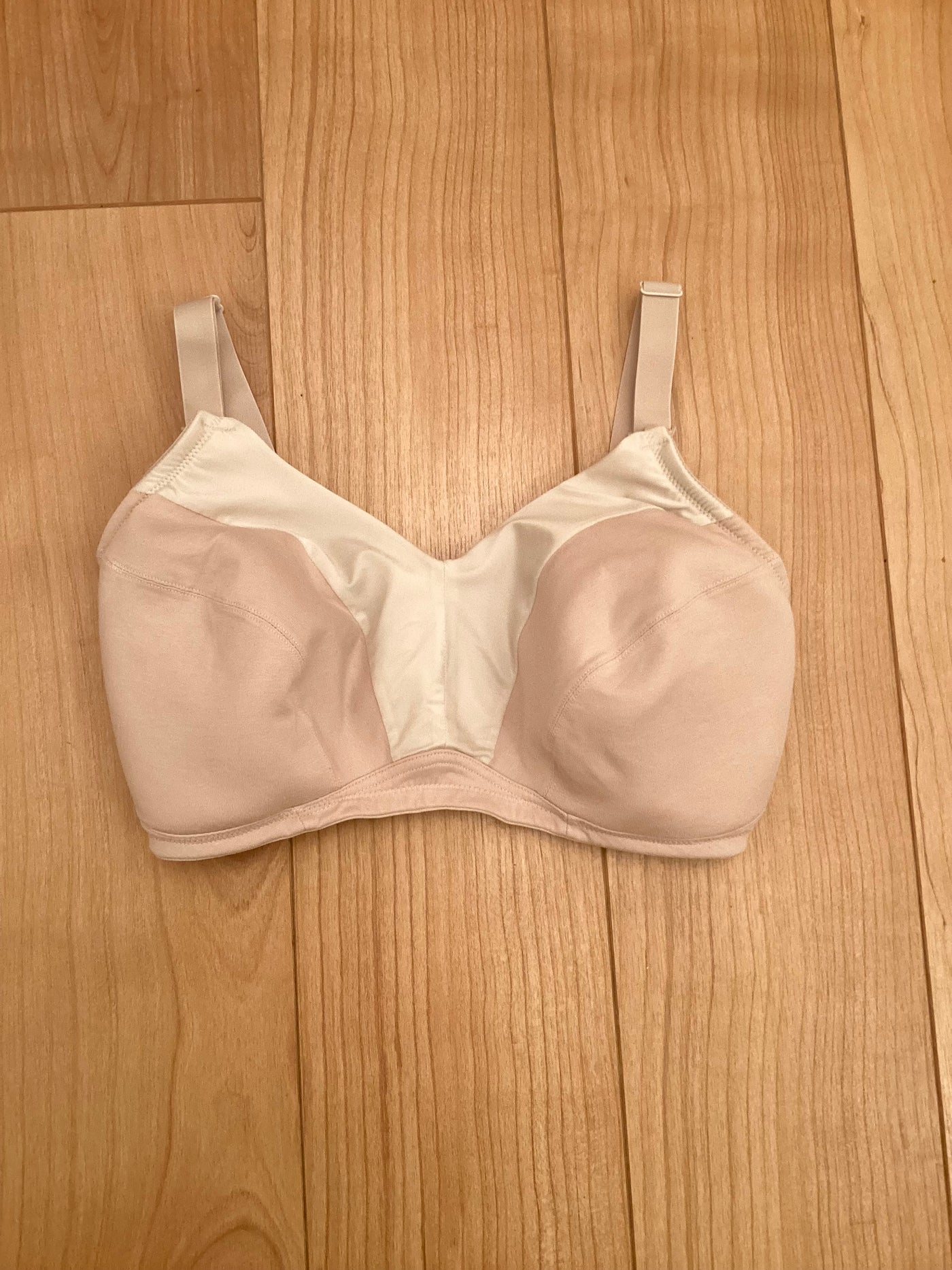 M&S Mum nude 2 tone nursing bra - Size 36F