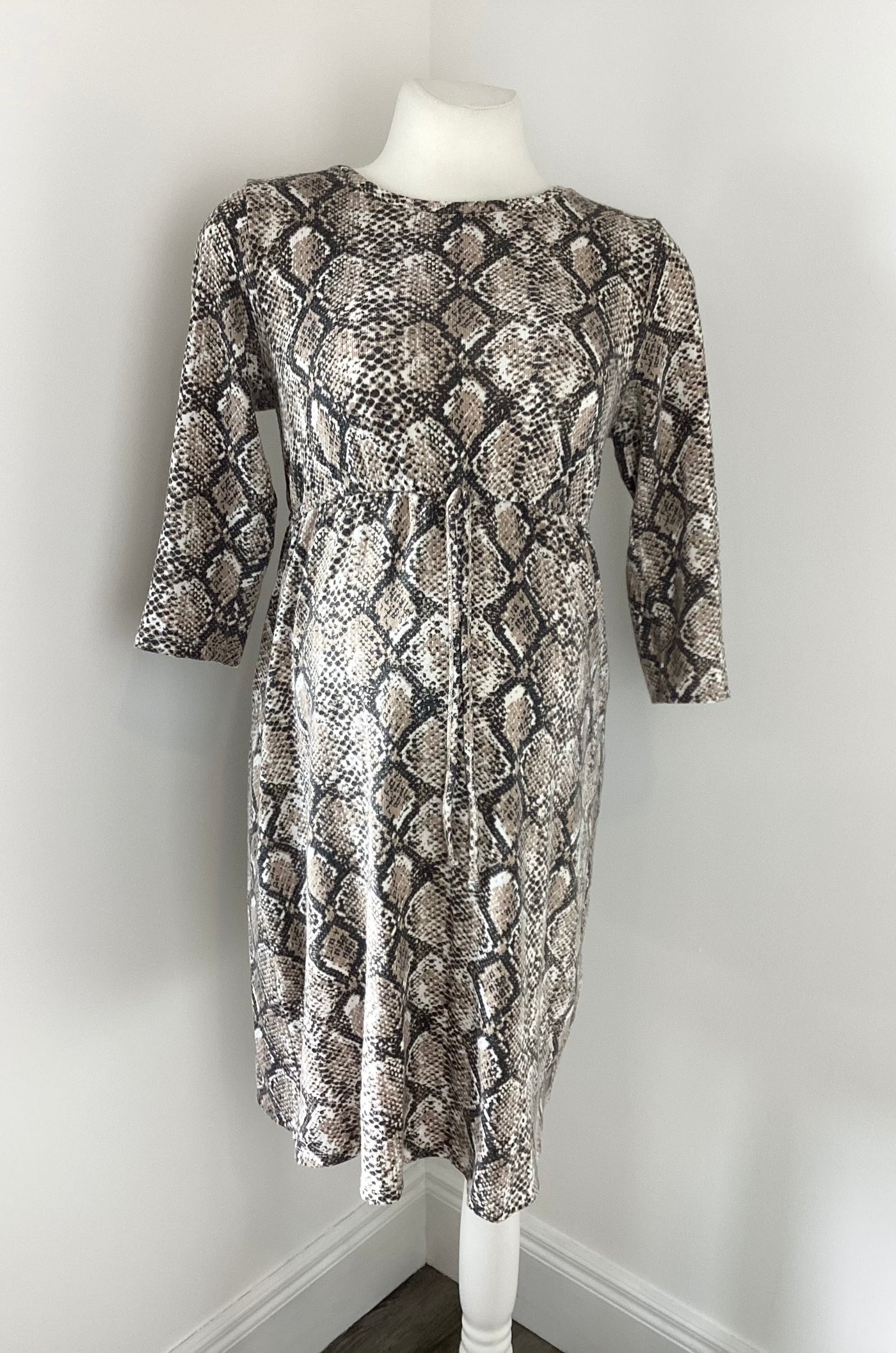 Dorothy Perkins Maternity black, white, camel snake print 3/4 sleeve dress - Size 10