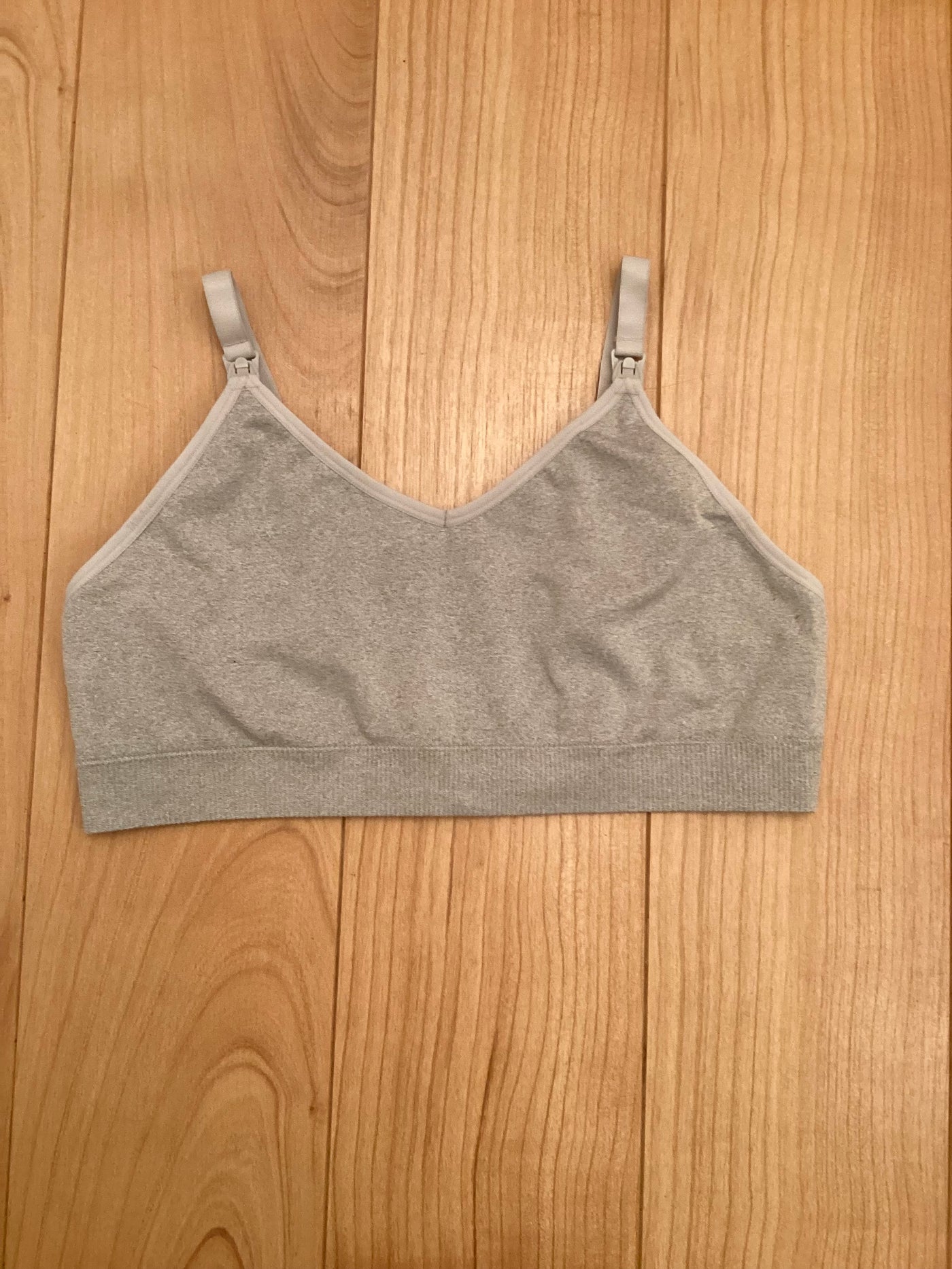 H&M Mama grey seamless nursing bra - Size XL (Approx UK 16/18)