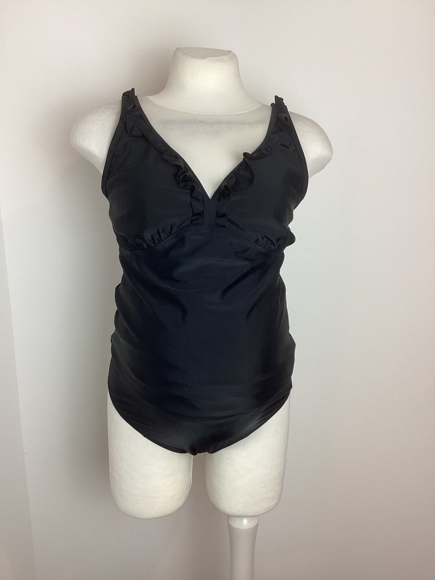 Jojo Maman Bebe black 2 piece swimming costume - Size M (Approx UK 10/12)