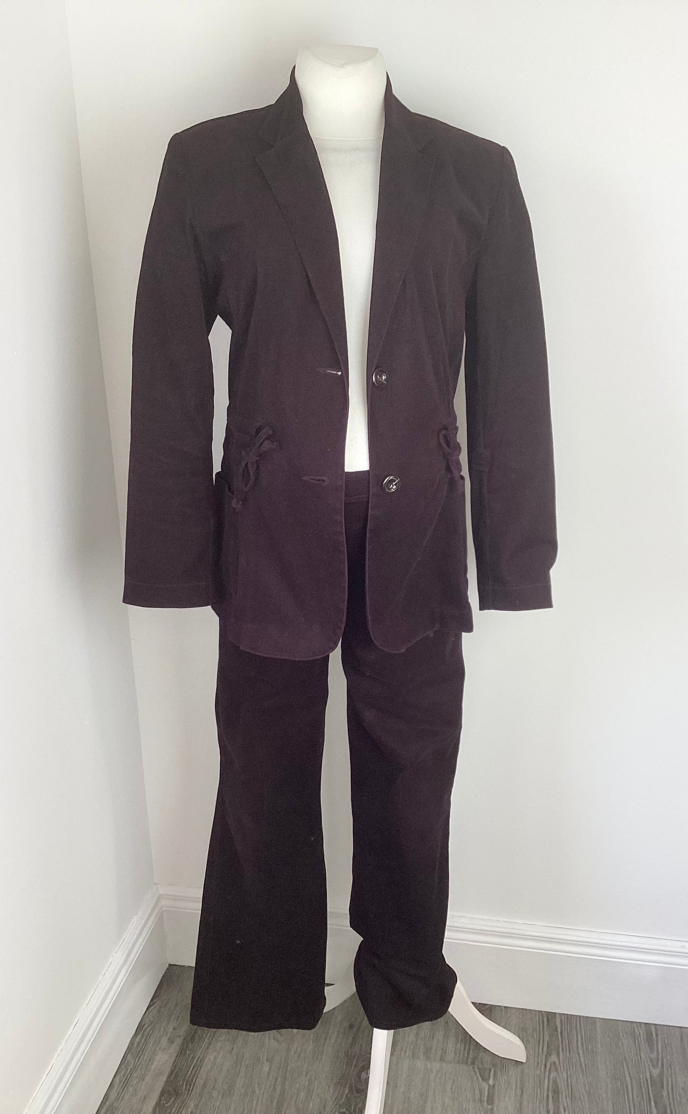 Formes Paris aubergine trouser suit - Size 10/12 (Jacket EUR 38 (10), trousers EUR 40 (12))