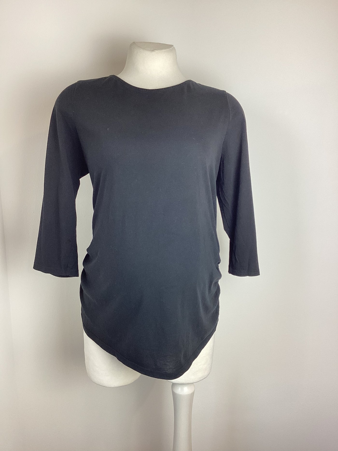 New Look Maternity black 3/4 sleeve top - Size 14