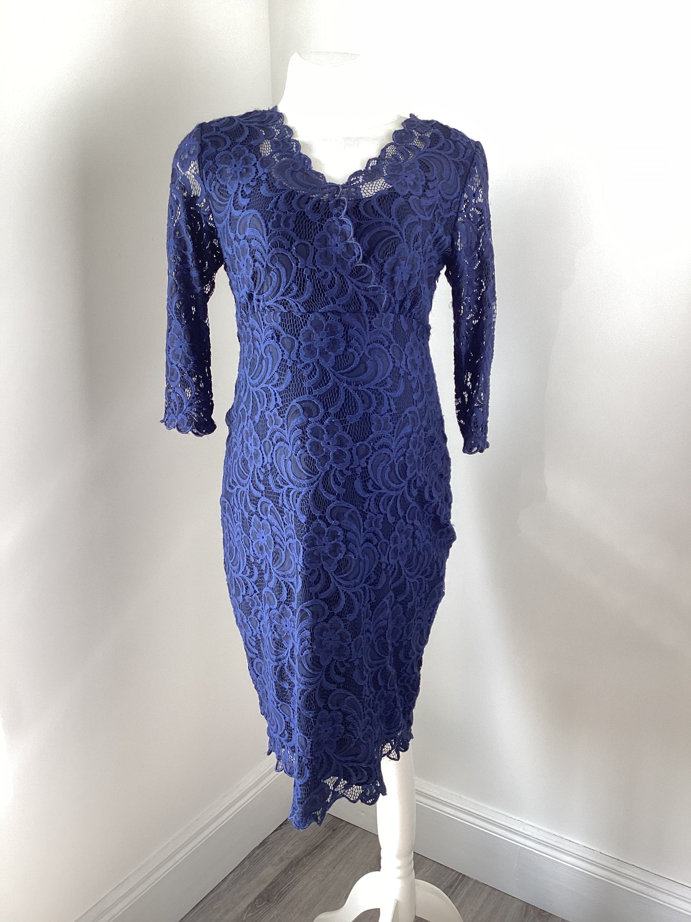 Jojo Maman Bebe navy lace 3/4 sleeve dress - Size 10