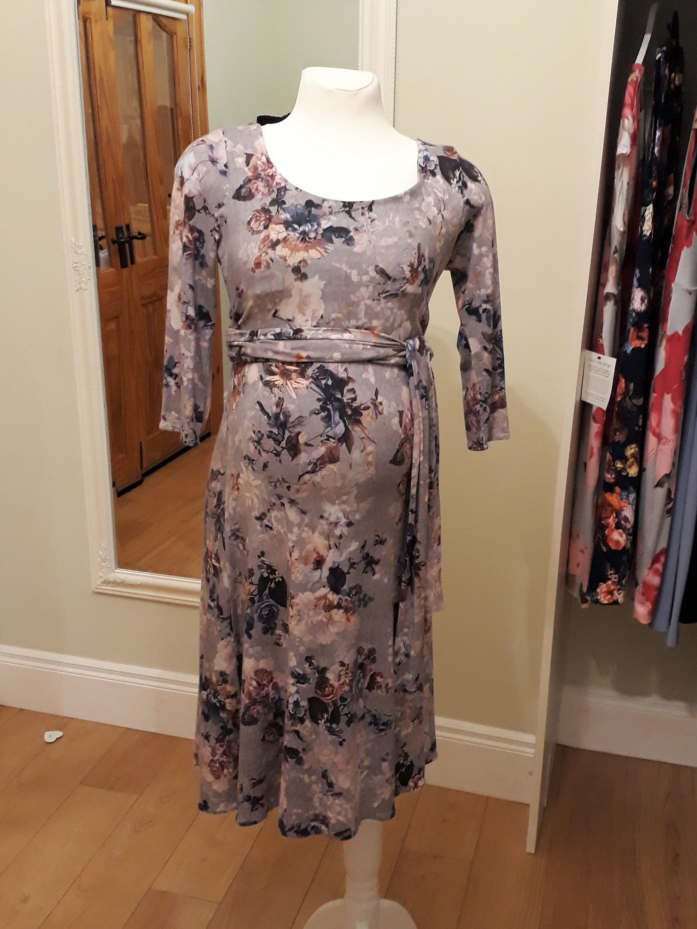 Tiffany Rose Naomi nursing dress in Vintage Bloom - Size 2 (UK 10/12)