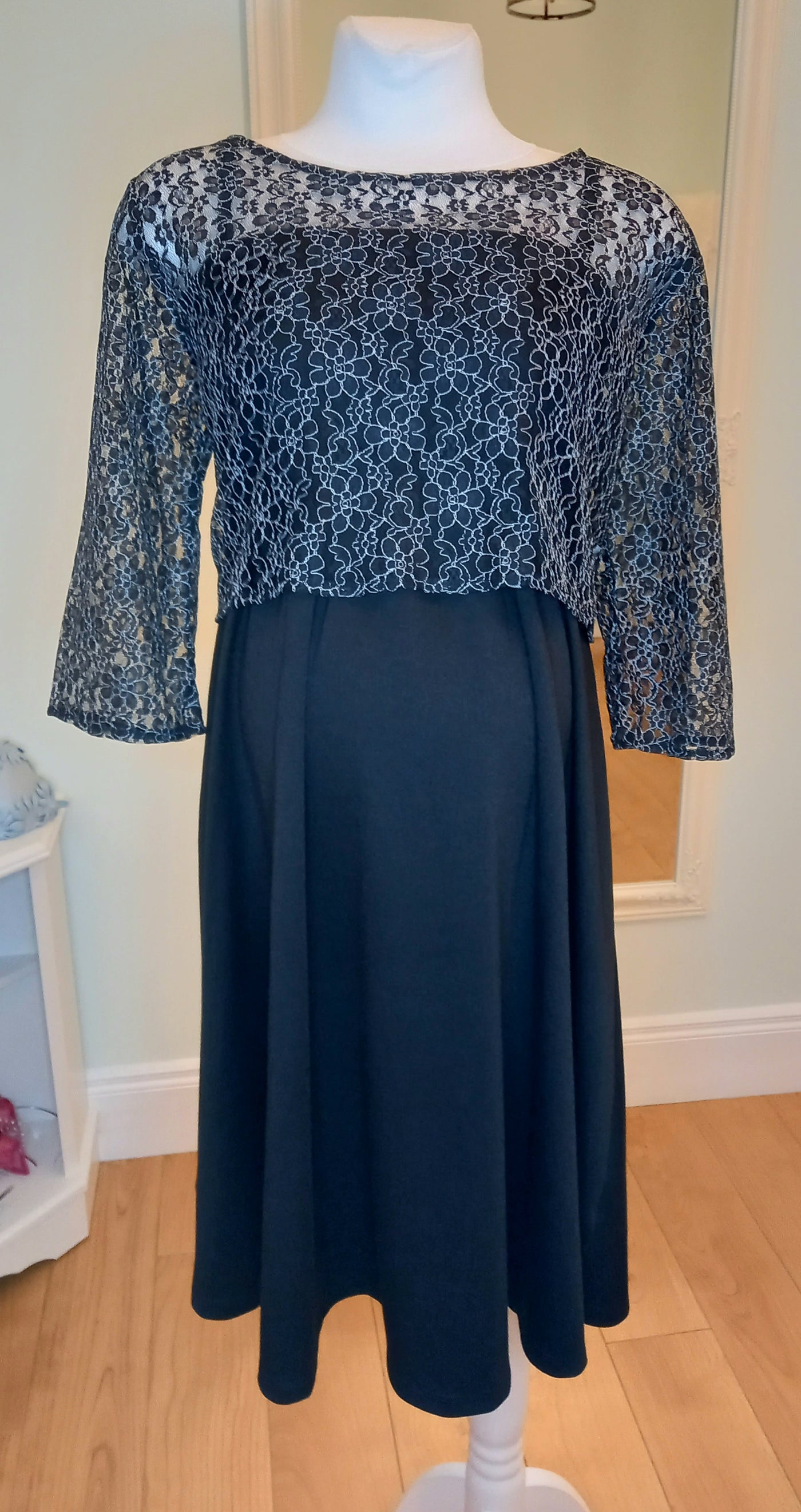 Tiffany Rose Black Molly Nursing Dress (BNWT) - Size 5 (UK 16/18)