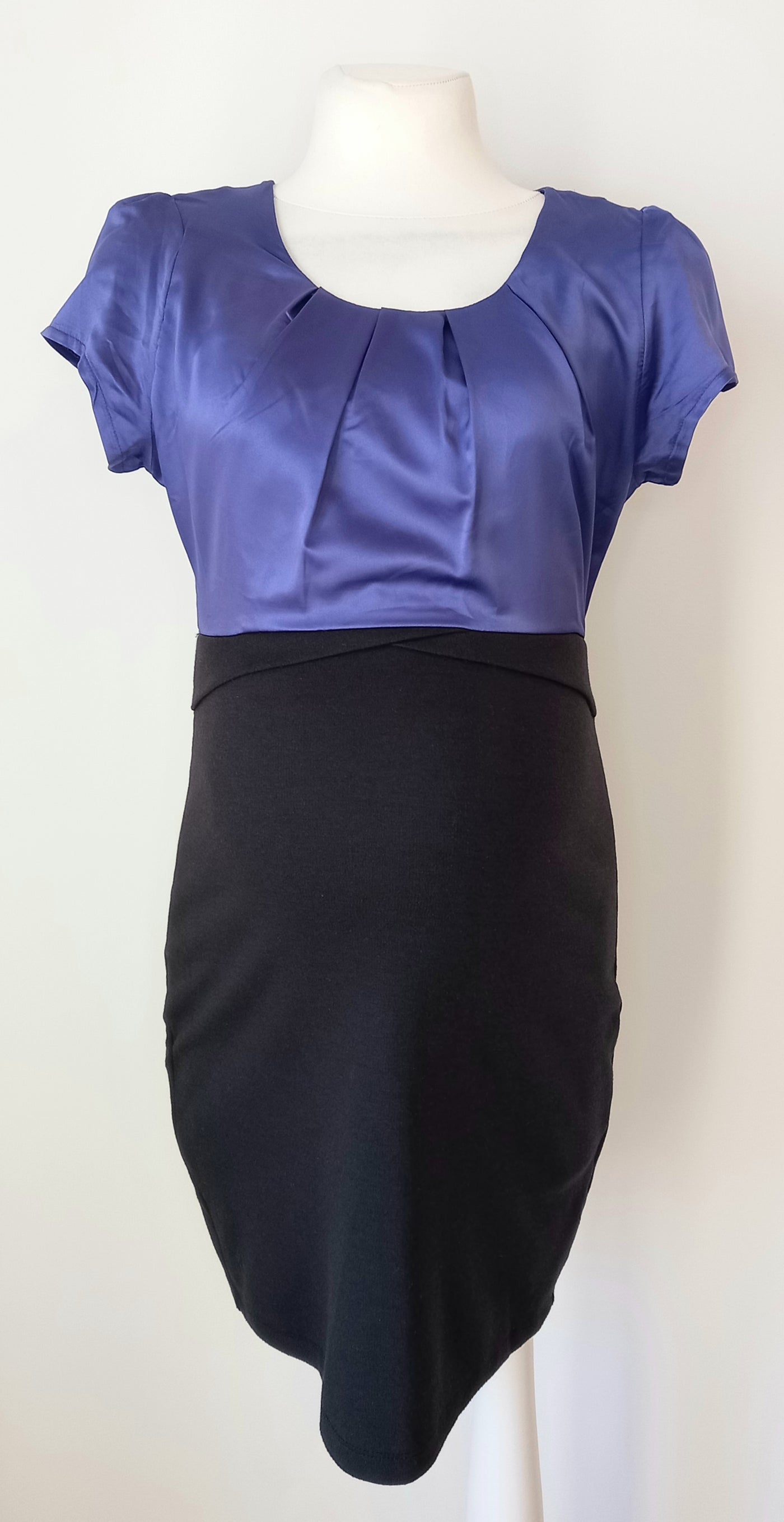 Mamalicious Black & Purple Dress - Size M (Approx UK 10)