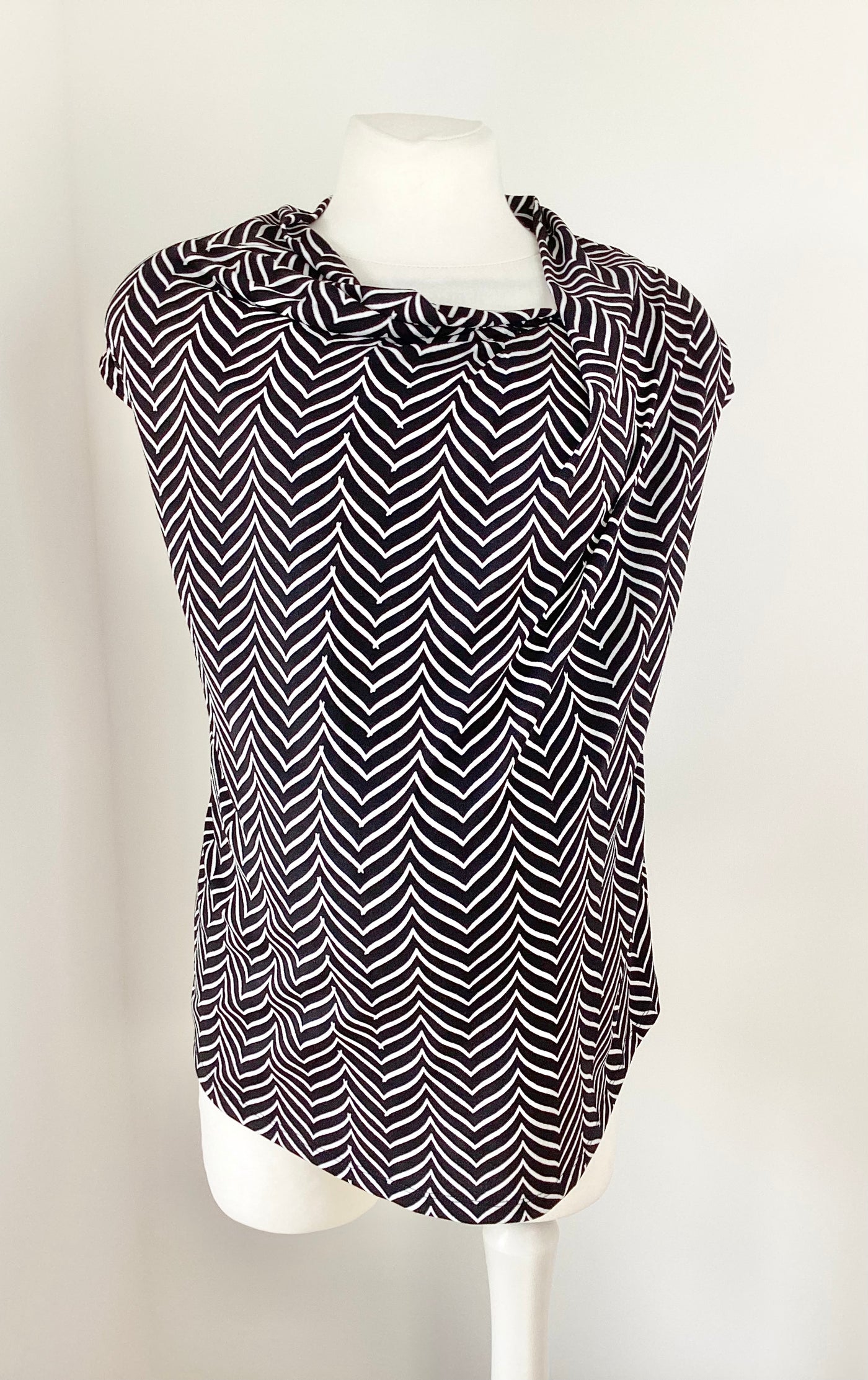 Next Maternity black & white sleeveless top with gathered neckline - Size 10