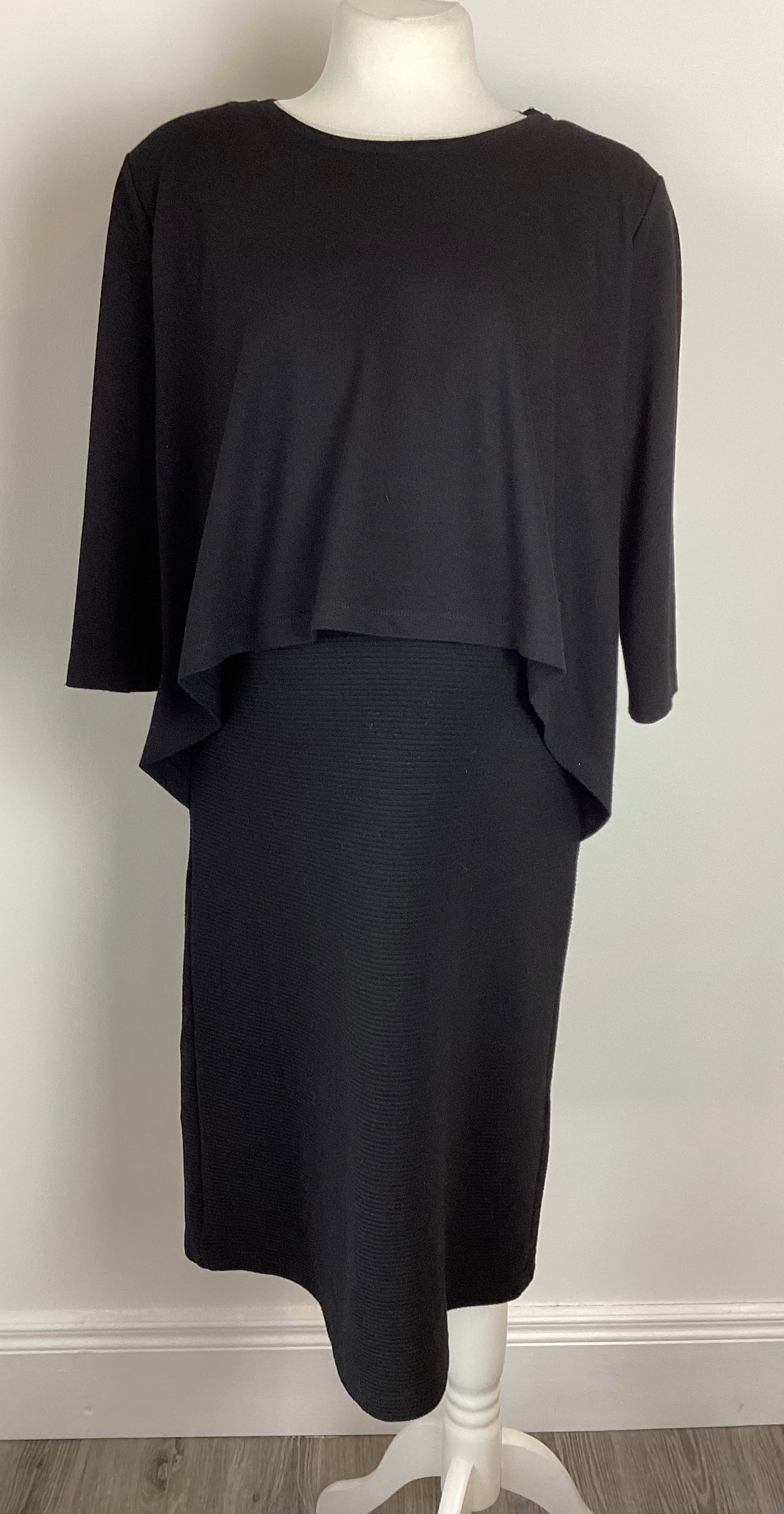 Blooming Marvellous black nursing dress with 3/4 length sleeve - Size 16